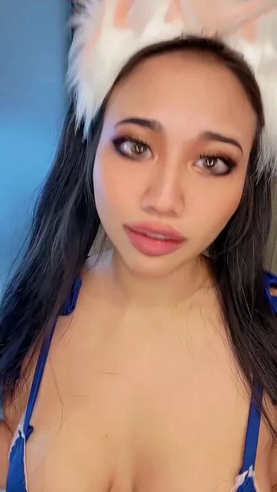 would you date and fuck a busty asian girl like me?