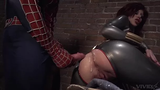 Spiderman stretches Brooklyn Lee's both holes