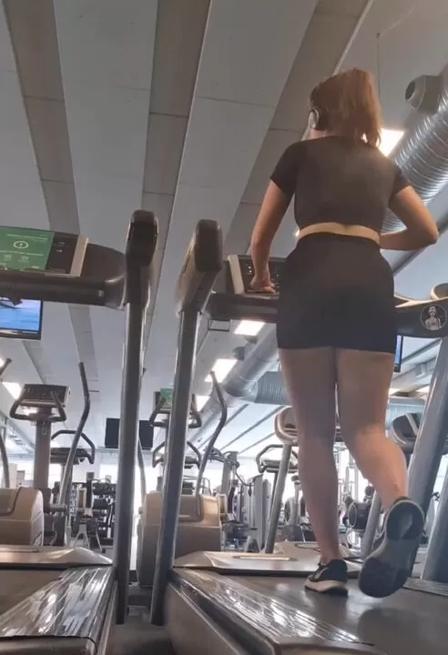treadmills in front of me are always free