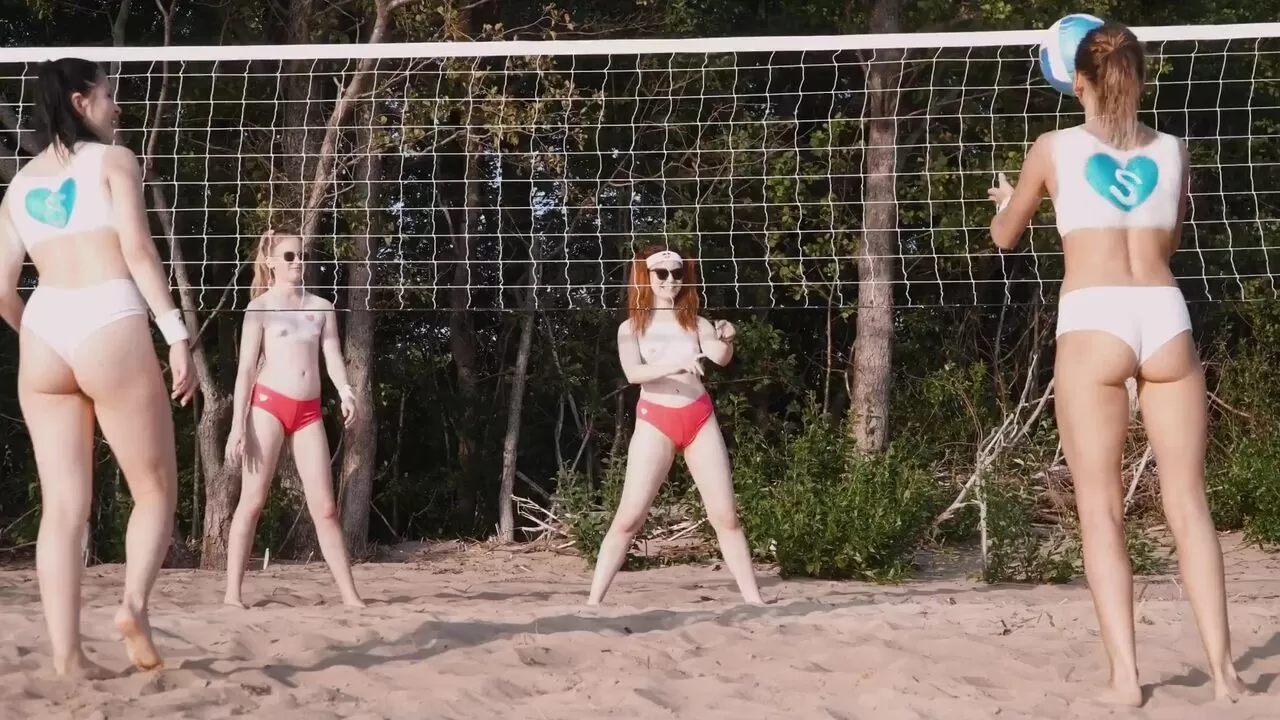 Менімен орысша жыныстық қатынасқа түсу үшін жігіт алдым.