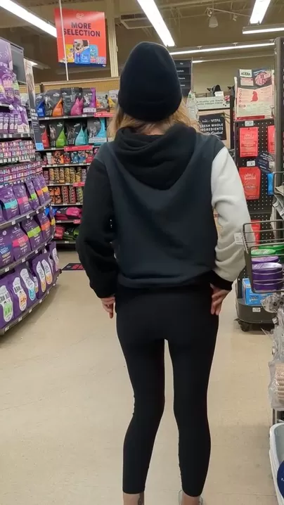 Quick booty flash while shopping