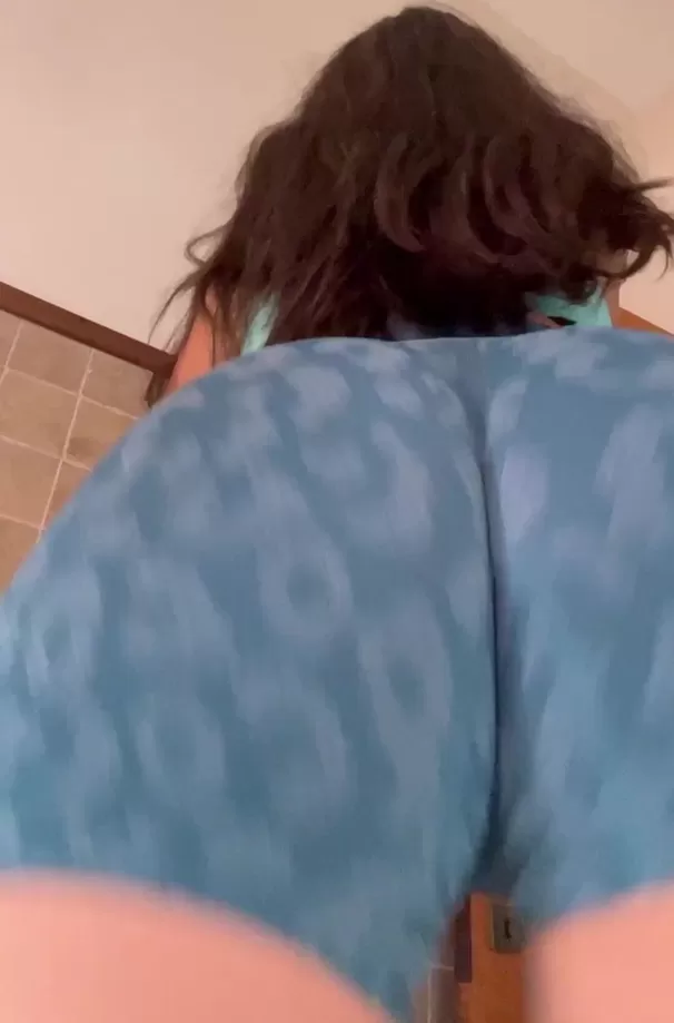 I love shaking my big booty