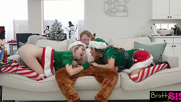 Horny step-bro got threesome with hot elves Jill Kassidy and Xxlayna Marie as a gift for Xmas