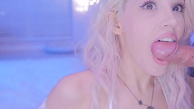 Beautiful blonde video compilation with blowjob and dildo