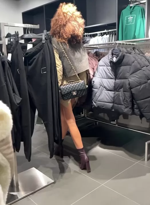 Imagine que você me viu assim no shopping, o que você faria?