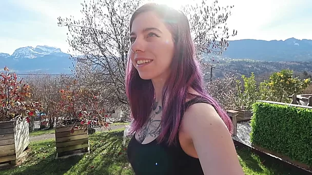 Adolescenti francesi tettone vlog mentre lei si fa piacere in hotel