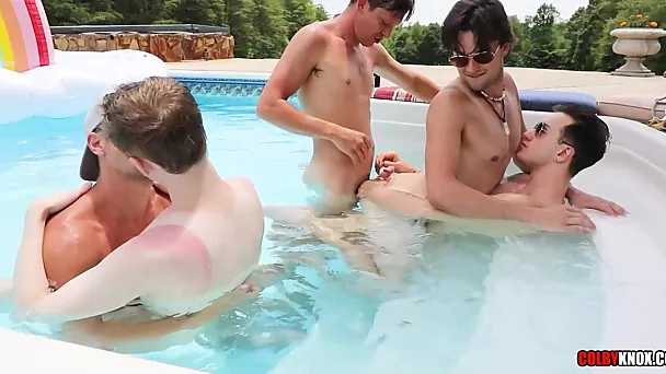 5 Handsome Slim Twinks Go Nuts In Gonzo Outdoor Orgy In the Swimming Pool