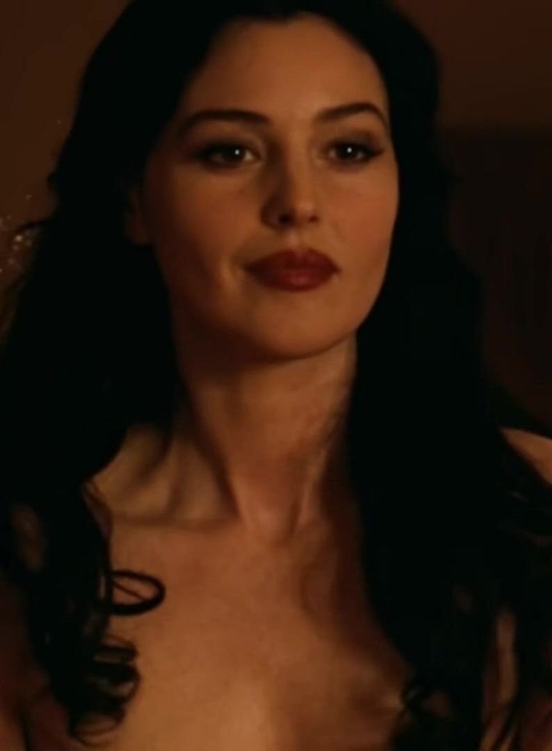 Порно видео с Monica Bellucci (Моника Беллуччи) Порно видео с Monica Bellucci (Моника Беллуччи)