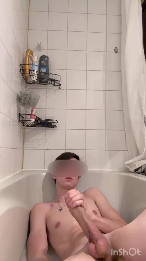 Nous devrions prendre un bain ensemble ;)