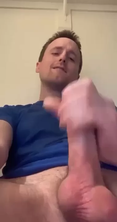 Showing cock+face is so risky but such a turn on