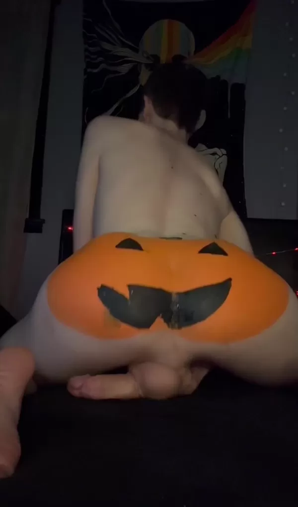 Écrasons des citrouilles pour Halloween