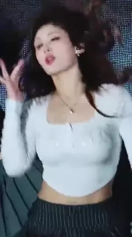 Jeon Somi