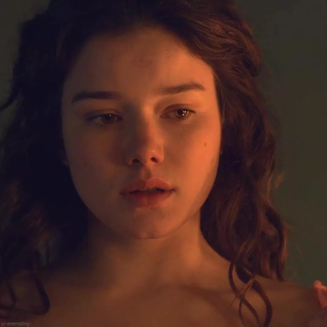 Hanna Mangan Lawrence in Spartacus: Vendetta