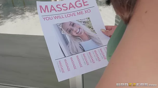 Petite babe Elsa Jean makes perfect Footjob after sensual massage