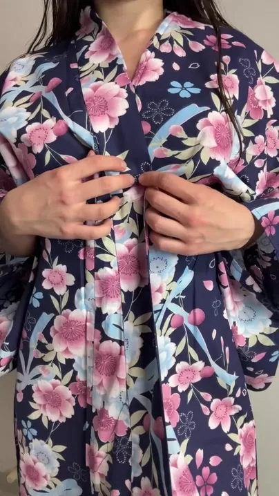 Kimono's bij Japanse meisjes zijn geweldig, vind je niet?