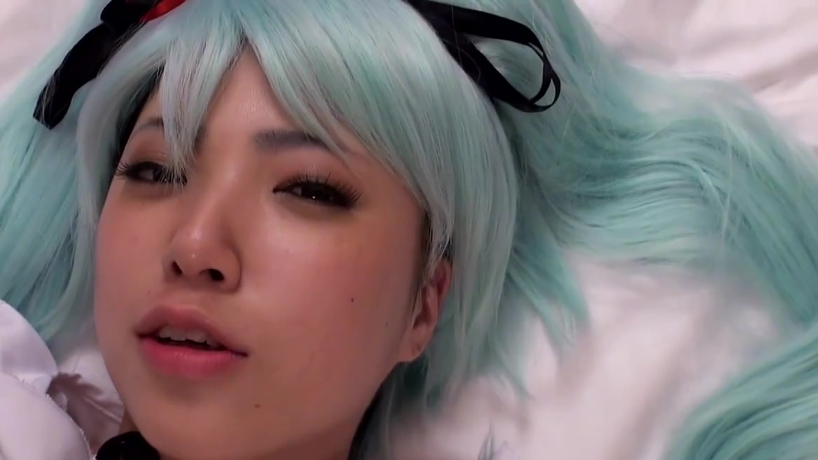 1168px x 657px - Horny Asian cosplay girl Hatsune Miku loves doggy position and sloppy BJ
