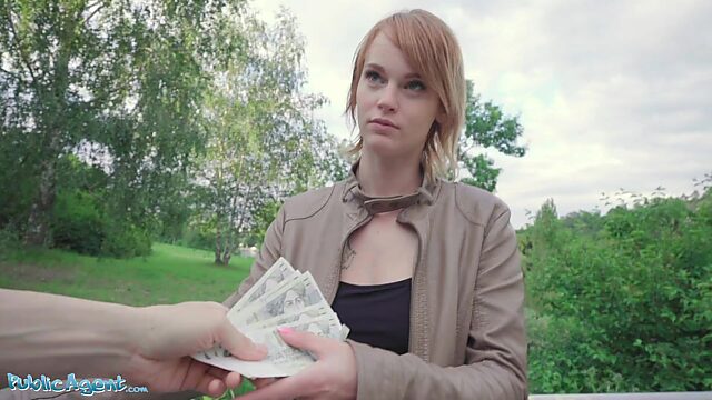 Czech public agent asks redhead to suck for cash