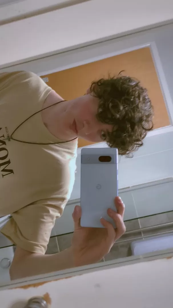 Surprise :3 vas-tu souffler la bougie ?