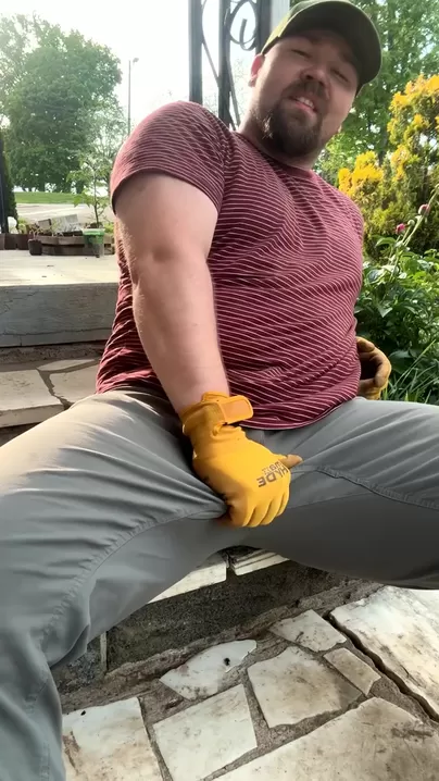 Je me sens fatigué après une longue journée de travail.