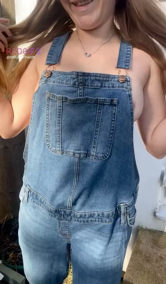 Mes tétons pourraient couper du verre en hiver parce que je ne porte jamais de soutien-gorge hehe