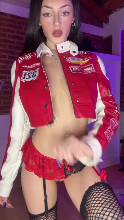 ¿Espero que te folles a una chica joven como yo?