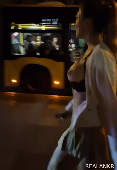 Passeggiare di notte a Berlino tra tutte quelle persone, con il seno in bella vista, è stato davvero emozionante.