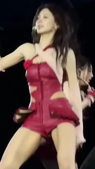 TWICE - Tzuyu