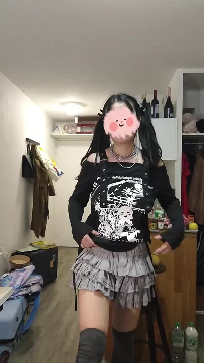 POV de : Tu novia acaba de regresar de una velada.