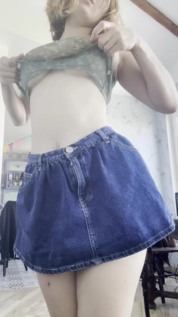 la meilleure vue de mes seins tombants