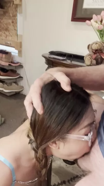 Wenn du könntest, würdest du einen Blowjob von mir annehmen?