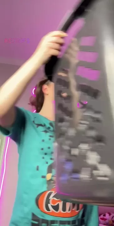 我是你大学时那个你一直想看裸体的女孩