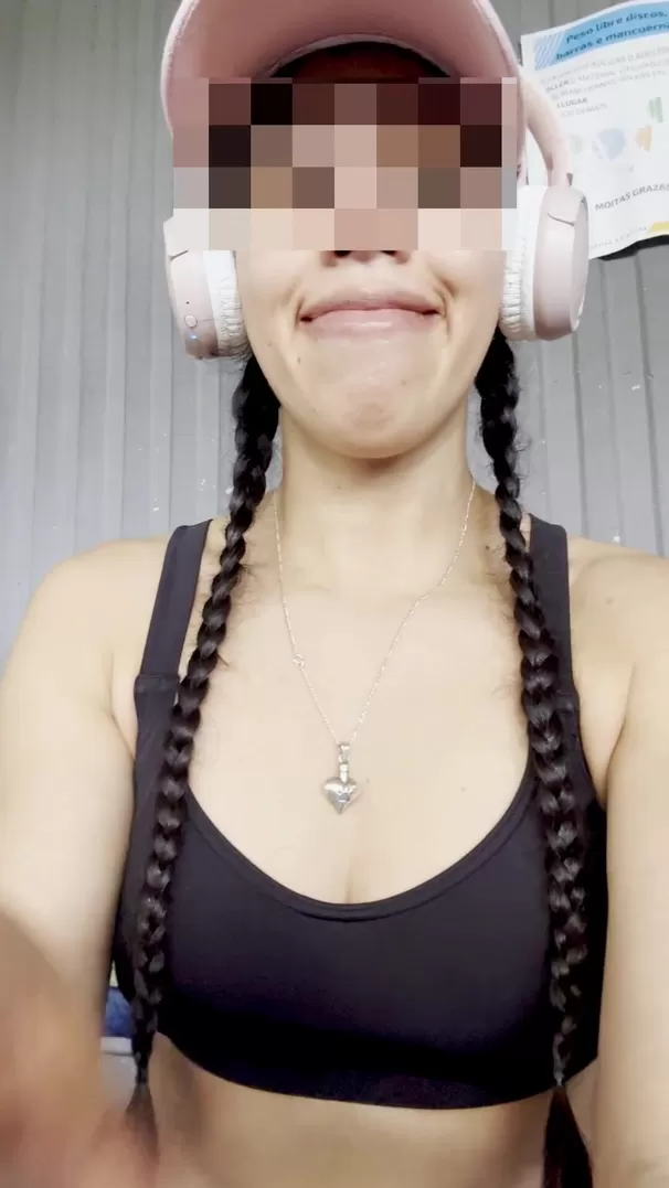 Je t'exhibe secrètement à la salle de sport pour te donner un peu d'inspiration ;)