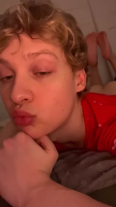 Veux-tu jouer avec moi ?  :3