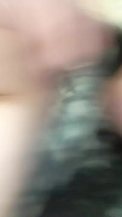 Moi en train de nettoyer, sois gentille