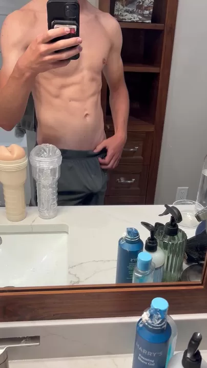 Quel Fleshlight est votre préféré et dois-je faire une liste complète de tous les Fleshlights que j'ai ?