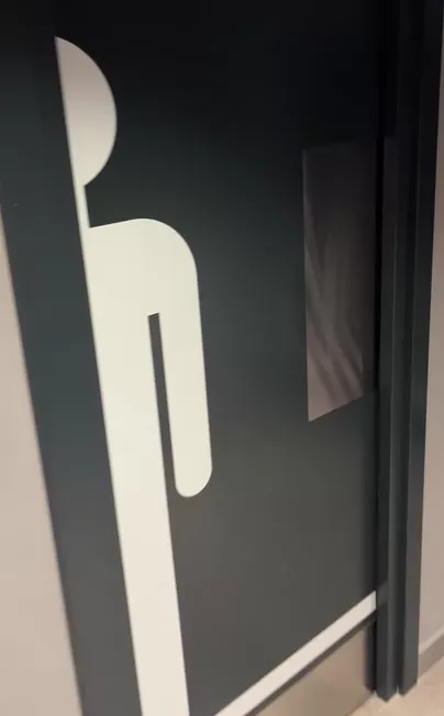 Je n'ai pas vérifié si quelqu'un était à l'intérieur