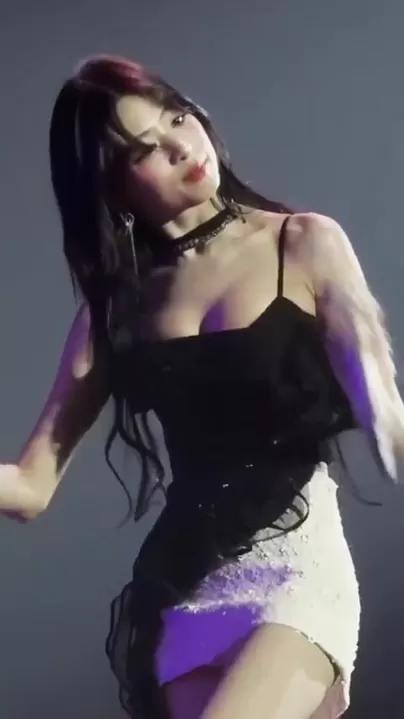 BABYMONSTER - AHYEON