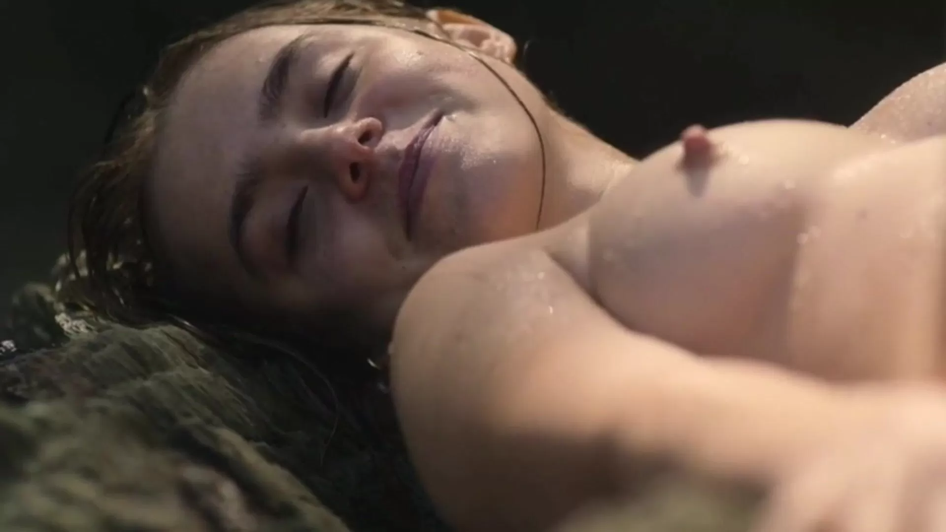 Clara Galle's alluring gaze