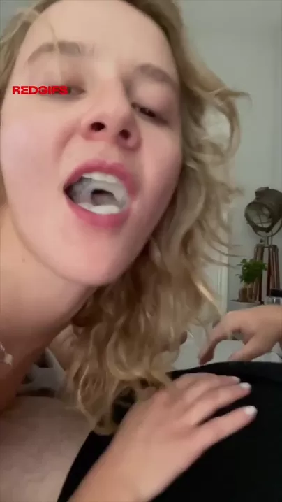 C'est la charge la plus épaisse que j'ai jamais eue dans ma bouche