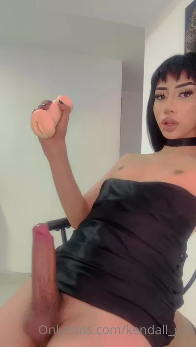 Remplir cette chatte de poche