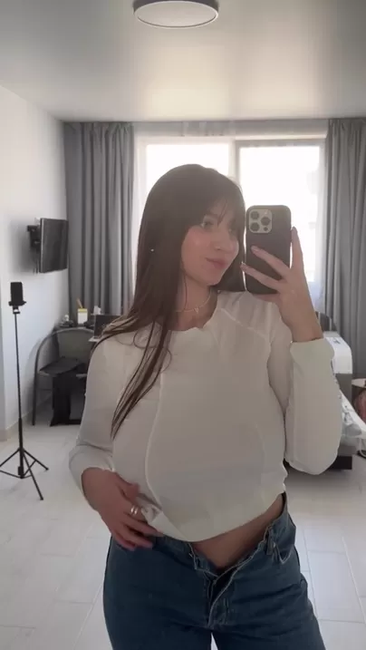 Je me demande ce que les hommes plus âgés pensent de mes seins