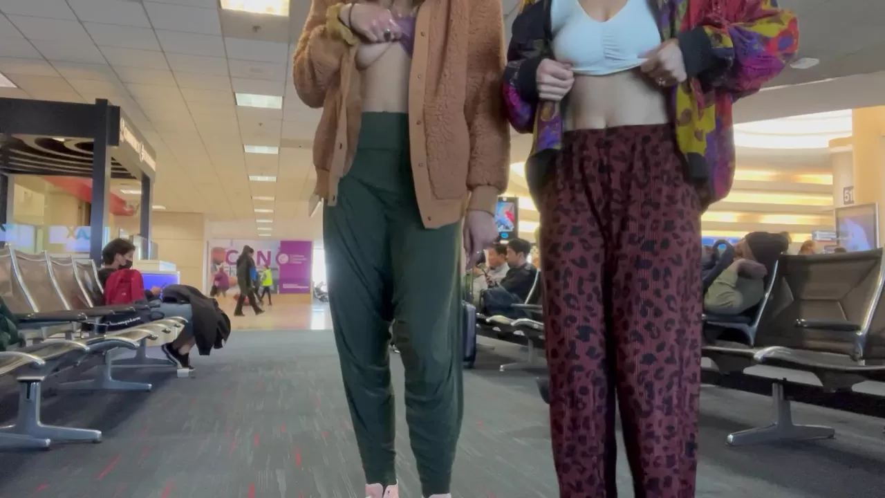 Wir mussten am Flughafen etwas Zeit totschlagen