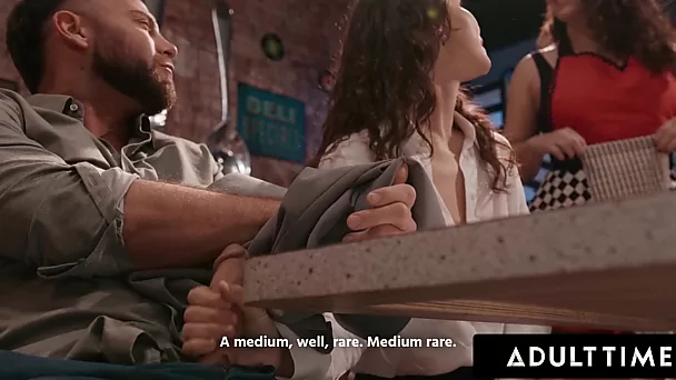 Skinny Liz loves risky sex, so they fuck in a restaurant