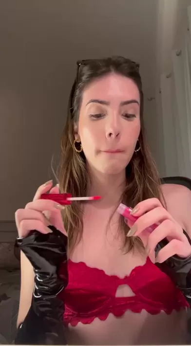 est-ce que tu suces et baises un trans ou pas ?