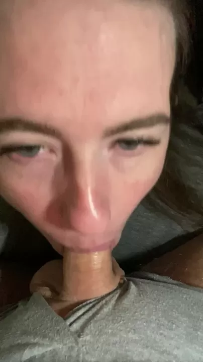 Me laisserais-tu sucer ta bite ?