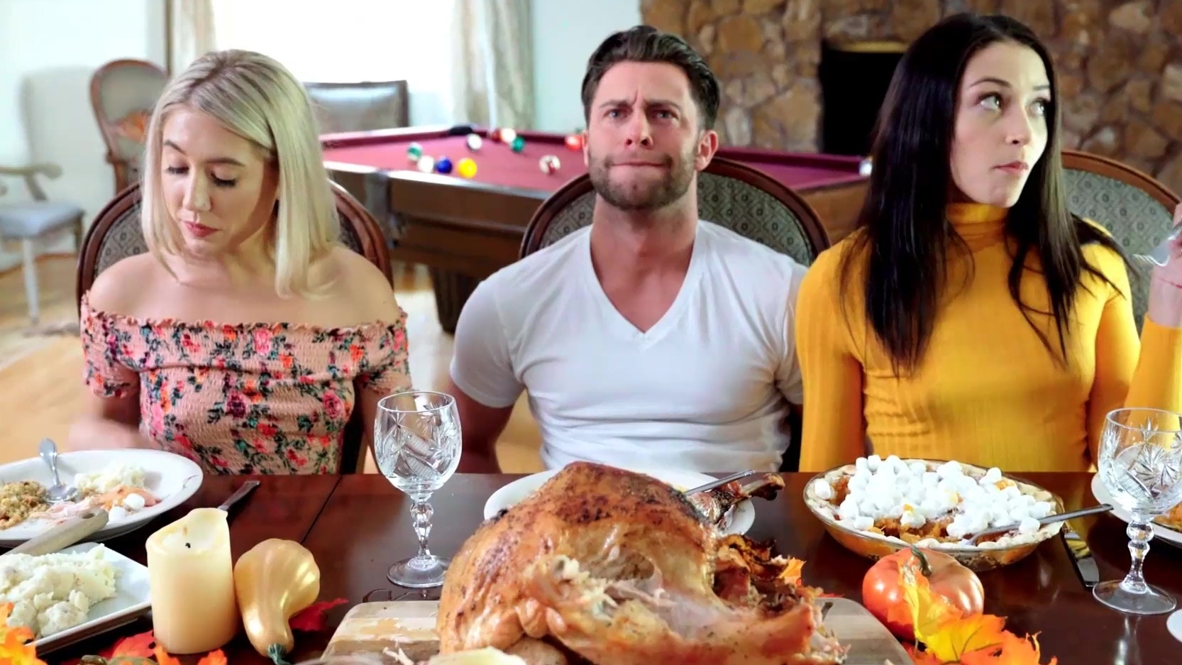 1666px x 937px - Wild handjob from brunette and blonde stepsisters during Thanksgiving dinner