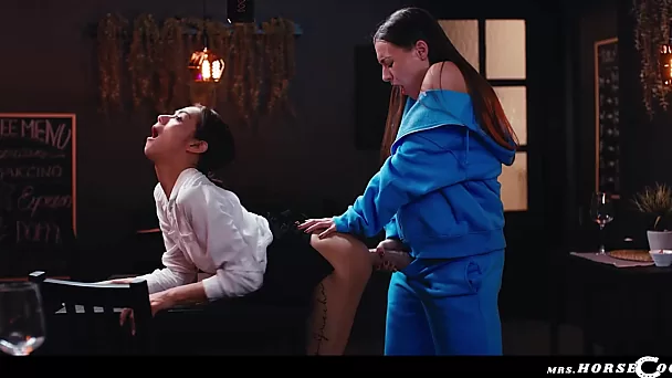 Порно нейлон 12 фетиш пентхаус фетиш шұлықтары