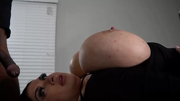 немересі мен әжесінің жыныстық қатынасы