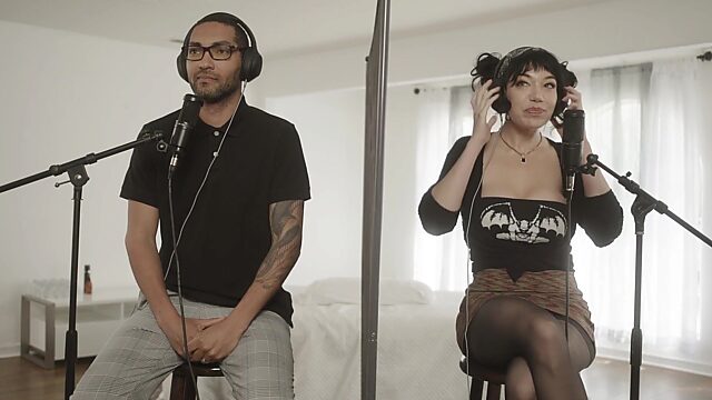 Extrem erotischer Sex mit einer Frau mit richtig großen Brüsten