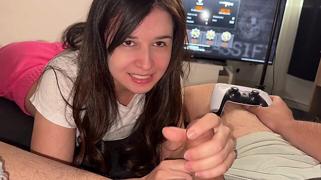 Stepsis broke up with her boyfriend and wanted me to cheer her up